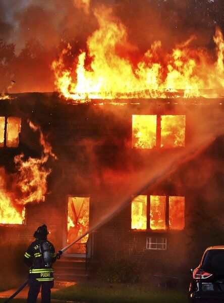 Lawrence apartment burns